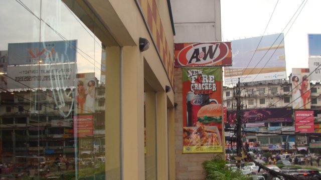 House De Arch - A&W